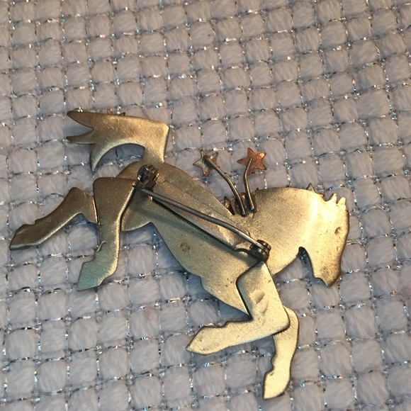 Pin - Picture 2 of 2